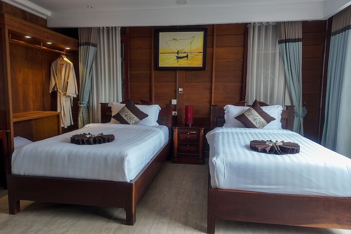 Room 36 of 72