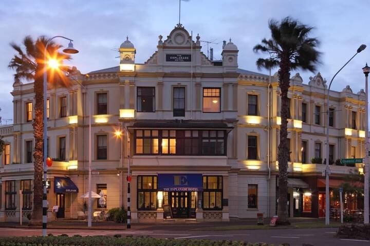 Hotel 62 of 70