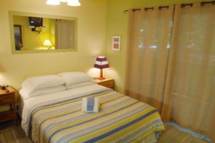 Room 83 of 697