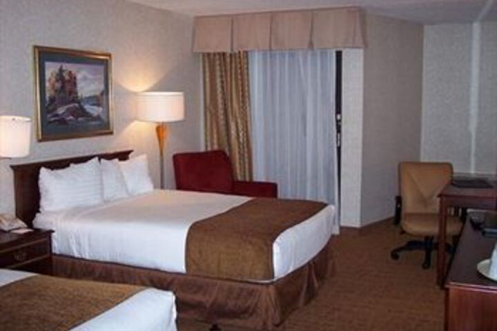 Room 8 of 26