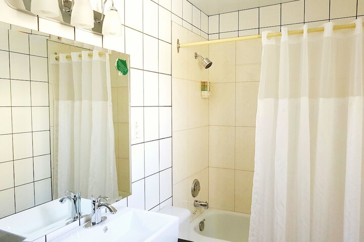 Room 44 of 61