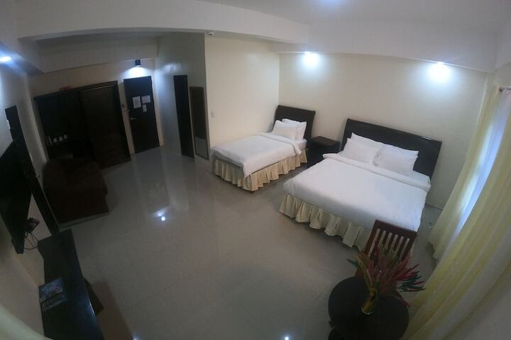Room 7 of 14