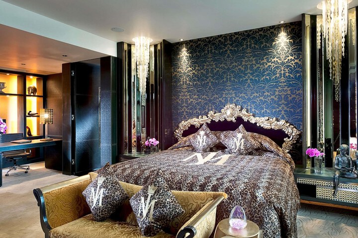 Room 21 of 112