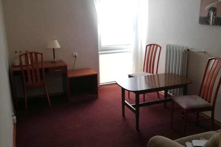 Room 24 of 50