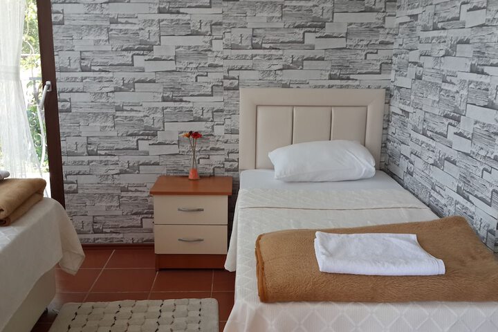 Room 17 of 64