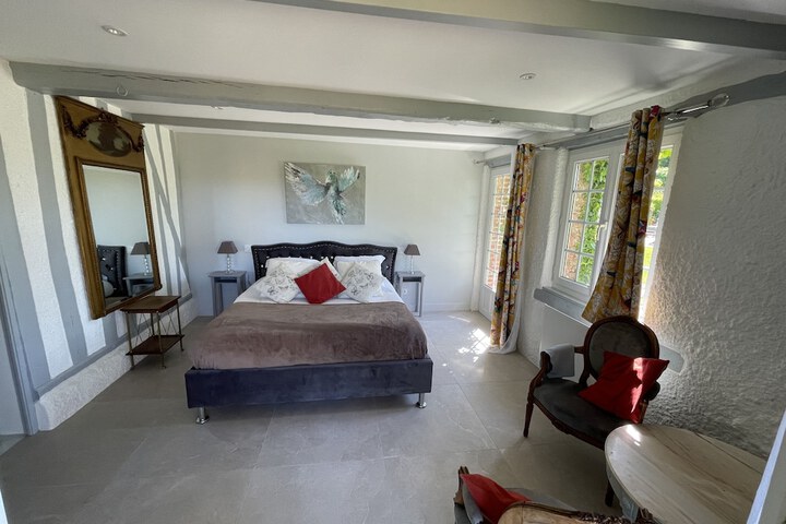 Room 16 of 47