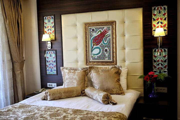 Room 4 of 50