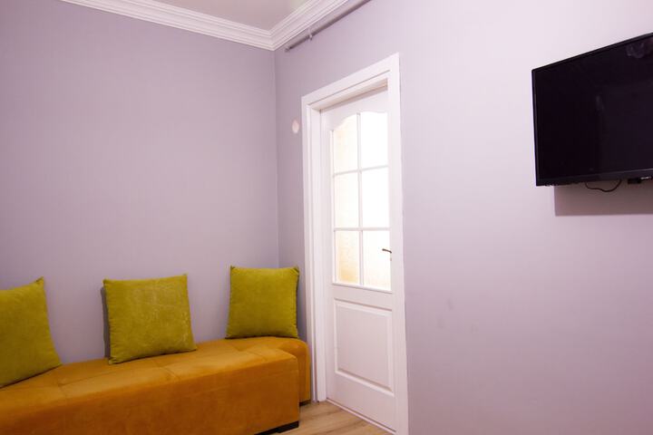 Room 18 of 27