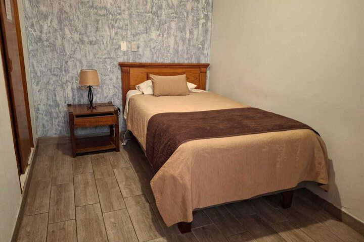 Room 6 of 23