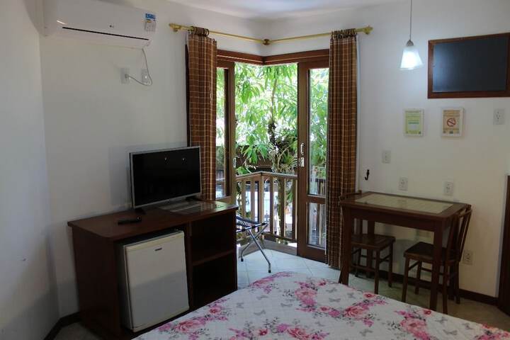 Room 3 of 34