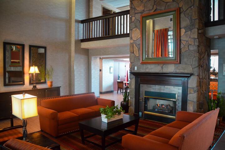 Hotel Lobby