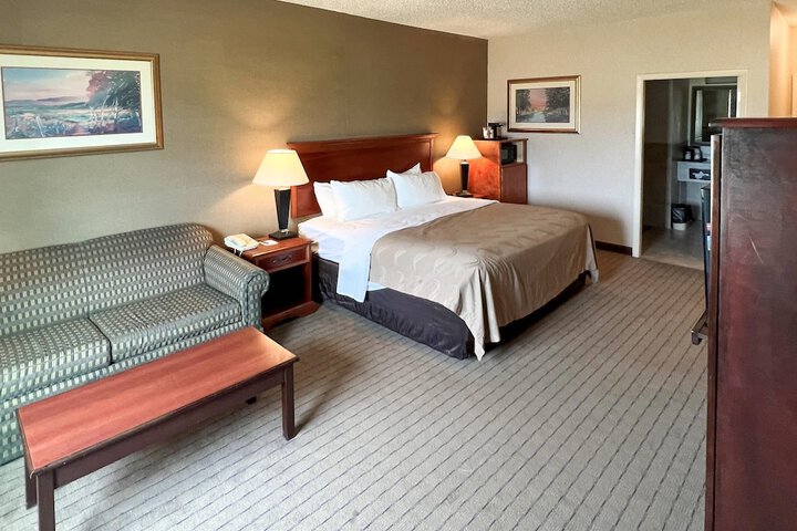 Room 5 of 23