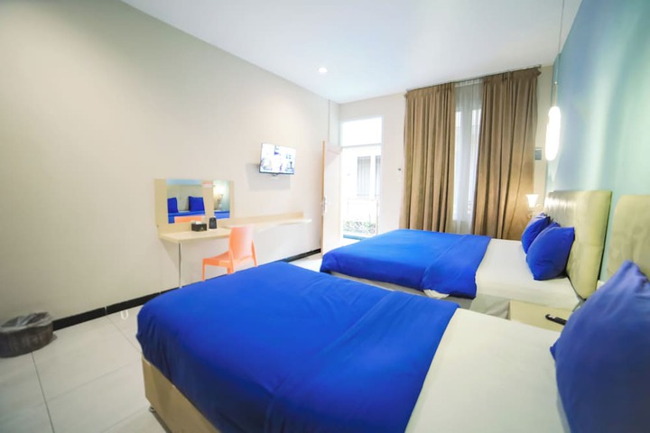 Room 15 of 42