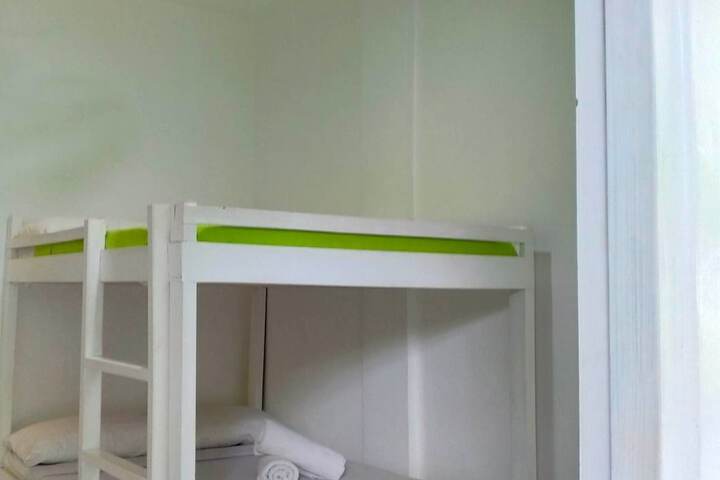 Room 10 of 24