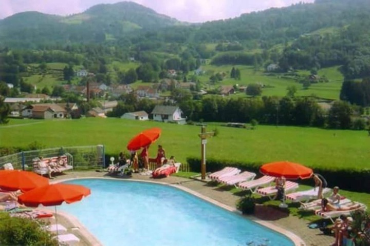 Pool 30 of 95