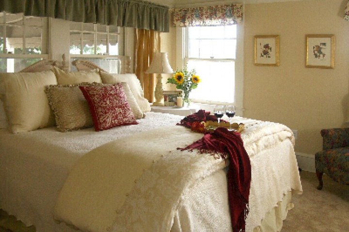 Room 3 of 20