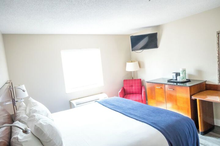 Room 3 of 47