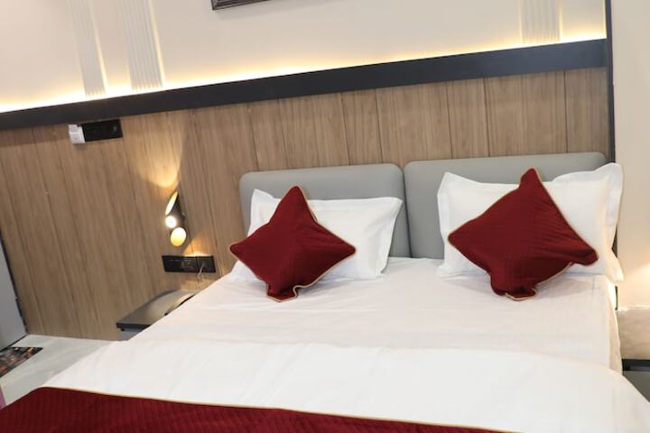 Room 30 of 59