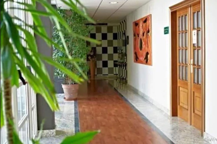 Ballroom/Hall 43 of 65