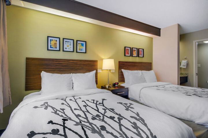Room 20 of 50