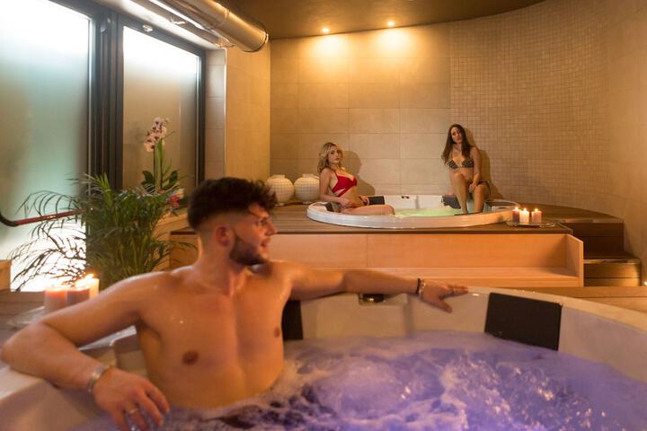 Spa 21 of 50