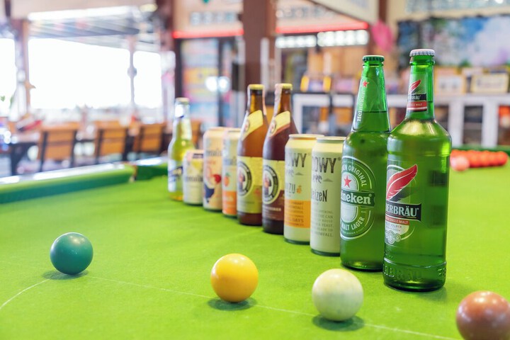 Dining 156 of 196