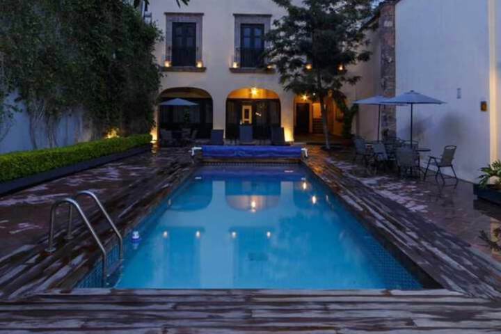 Hotel 44 of 44