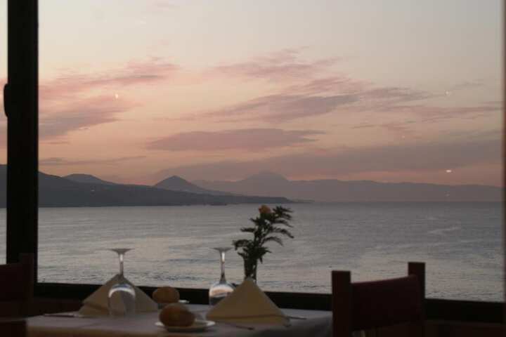 Dining Photos