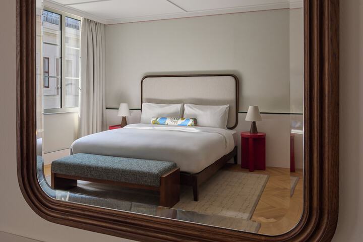 Room 39 of 82