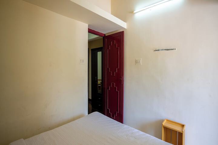 Room 20 of 53