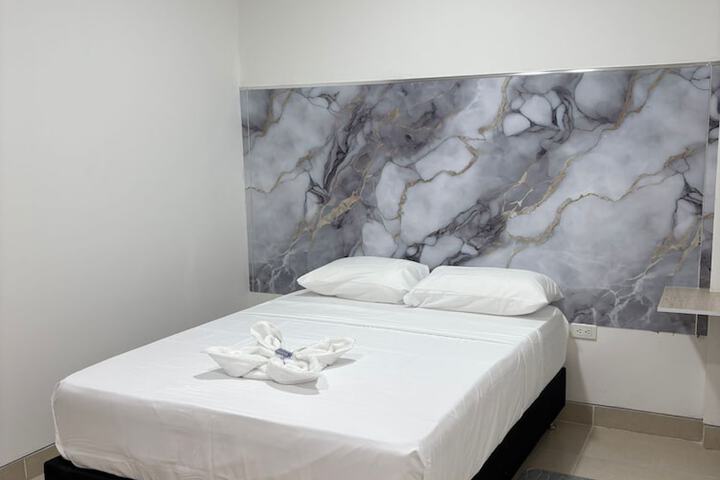 Room 3 of 8