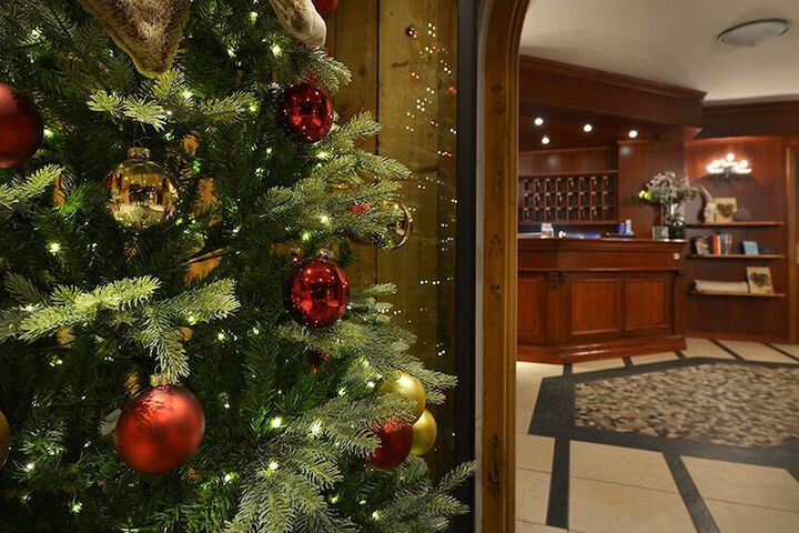 Hotel Interior 2 of 155