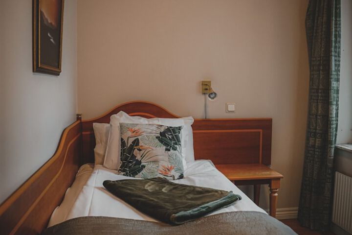 Room 43 of 86