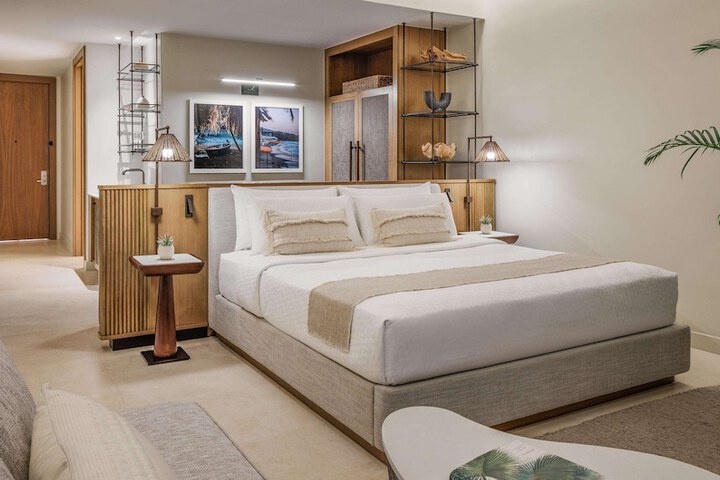 Room 10 of 125