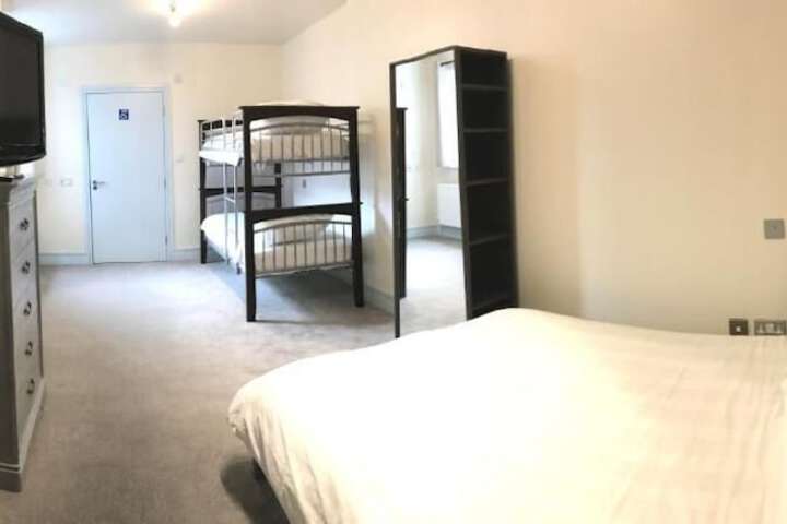 Room 20 of 39