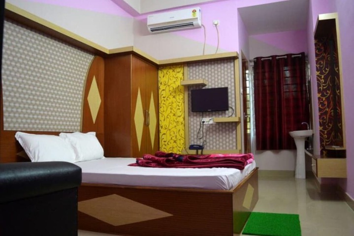 Room 15 of 23