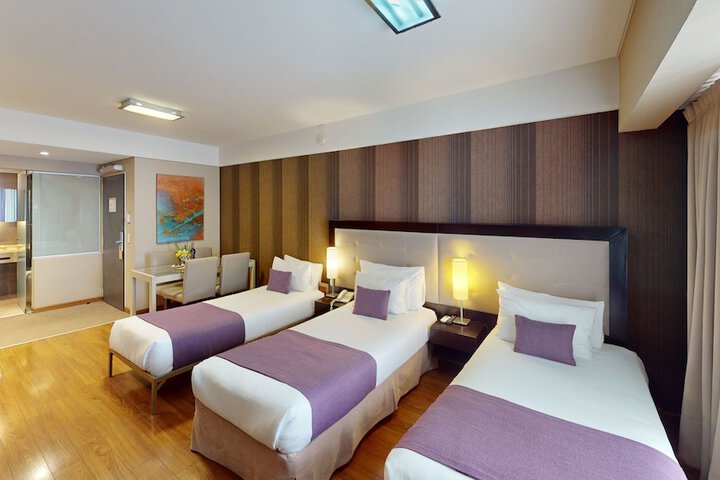 Room 30 of 67
