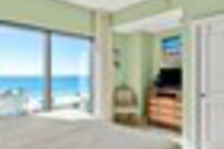 Room 41 of 444