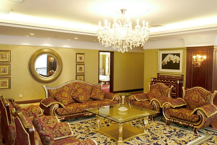 Room 18 of 41