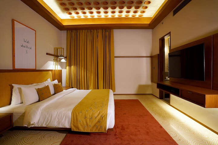 Room 7 of 15