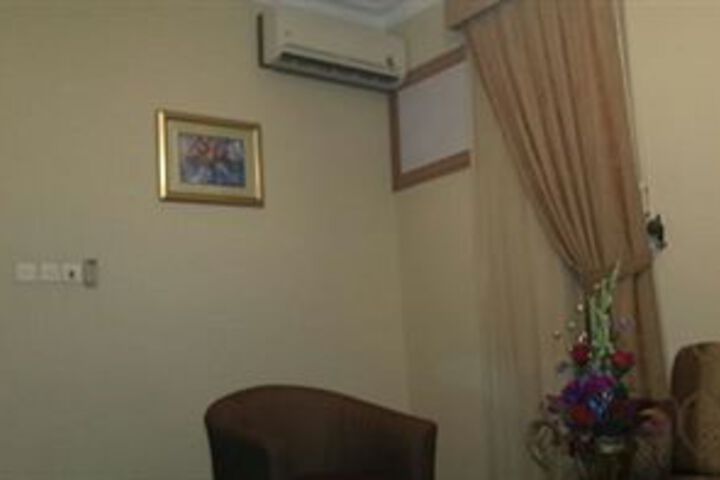 Room 5 of 27