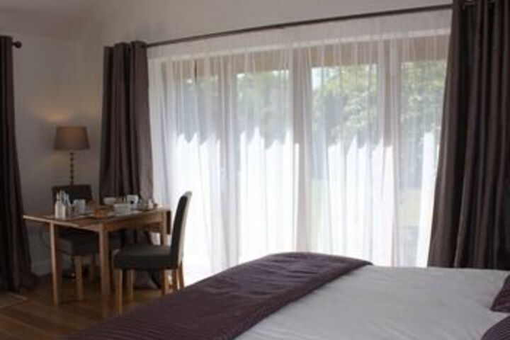 Room 3 of 9