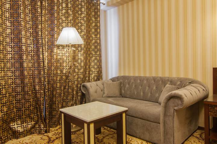 Room 70 of 151