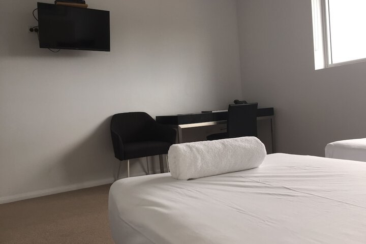 Room 13 of 35