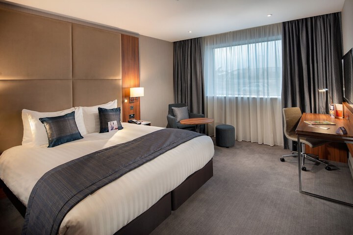 Room 4 of 67