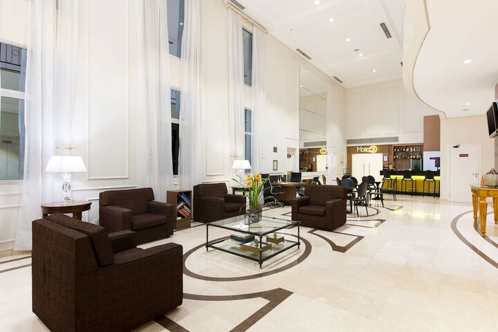 Guest Lobby
