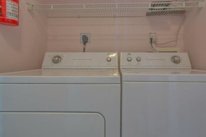 Laundry 19 of 34