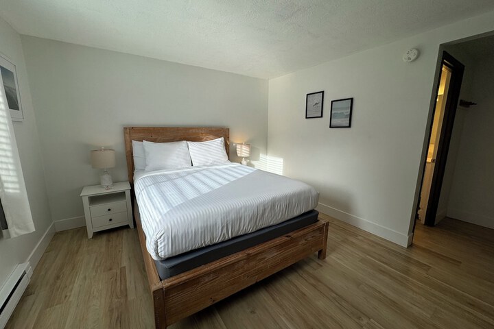 Room 27 of 155