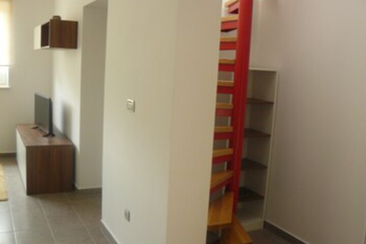 Room 22 of 63