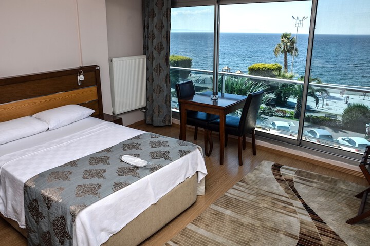 Room 13 of 45
